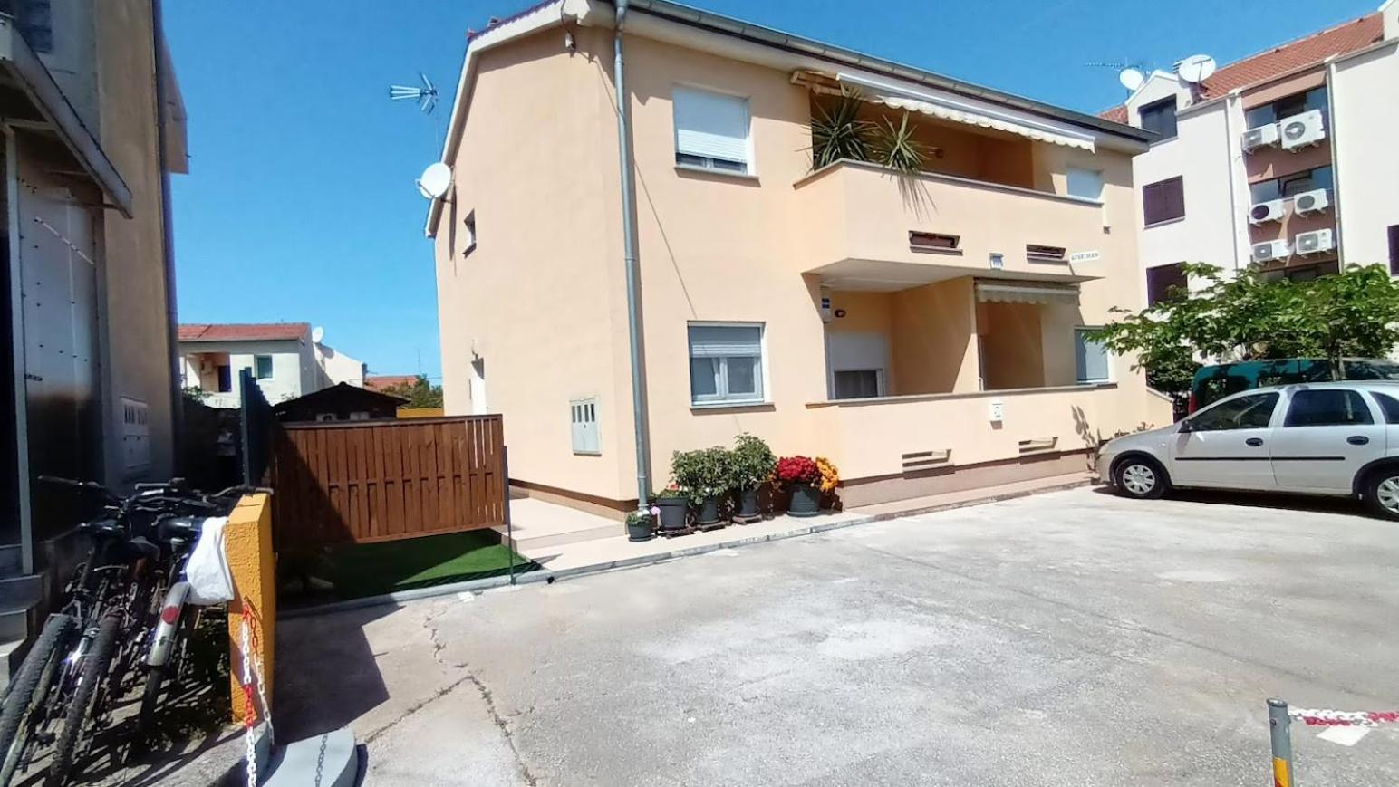 Apartment Marelja - Private Parking And Balcony Zadar Luaran gambar
