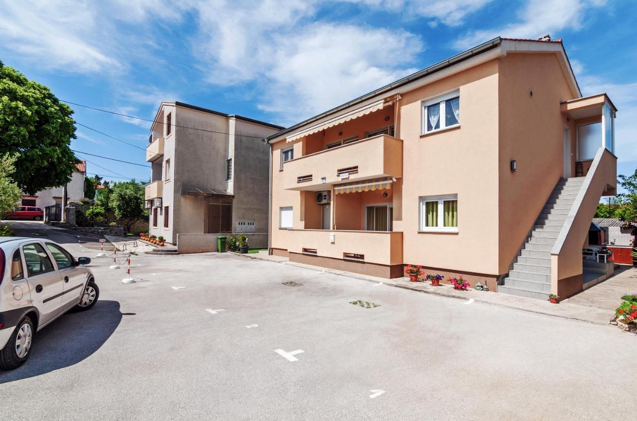 Apartment Marelja - Private Parking And Balcony Zadar Luaran gambar