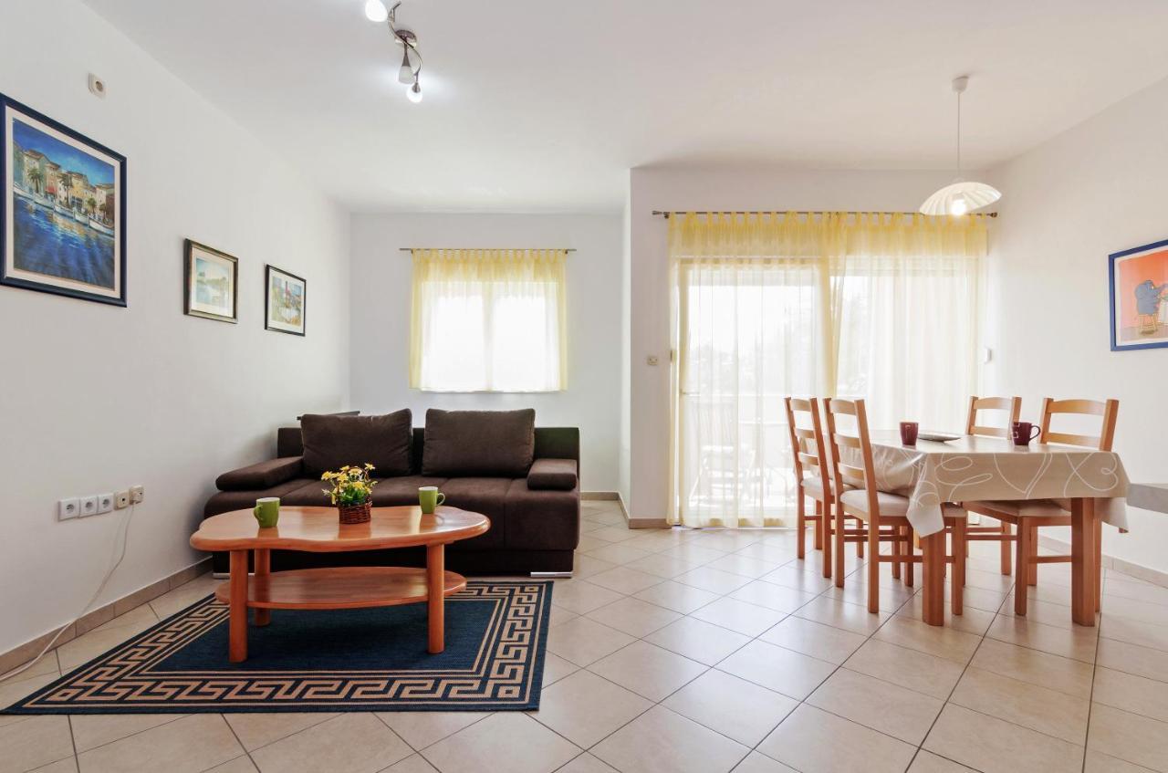 Apartment Marelja - Private Parking And Balcony Zadar Luaran gambar