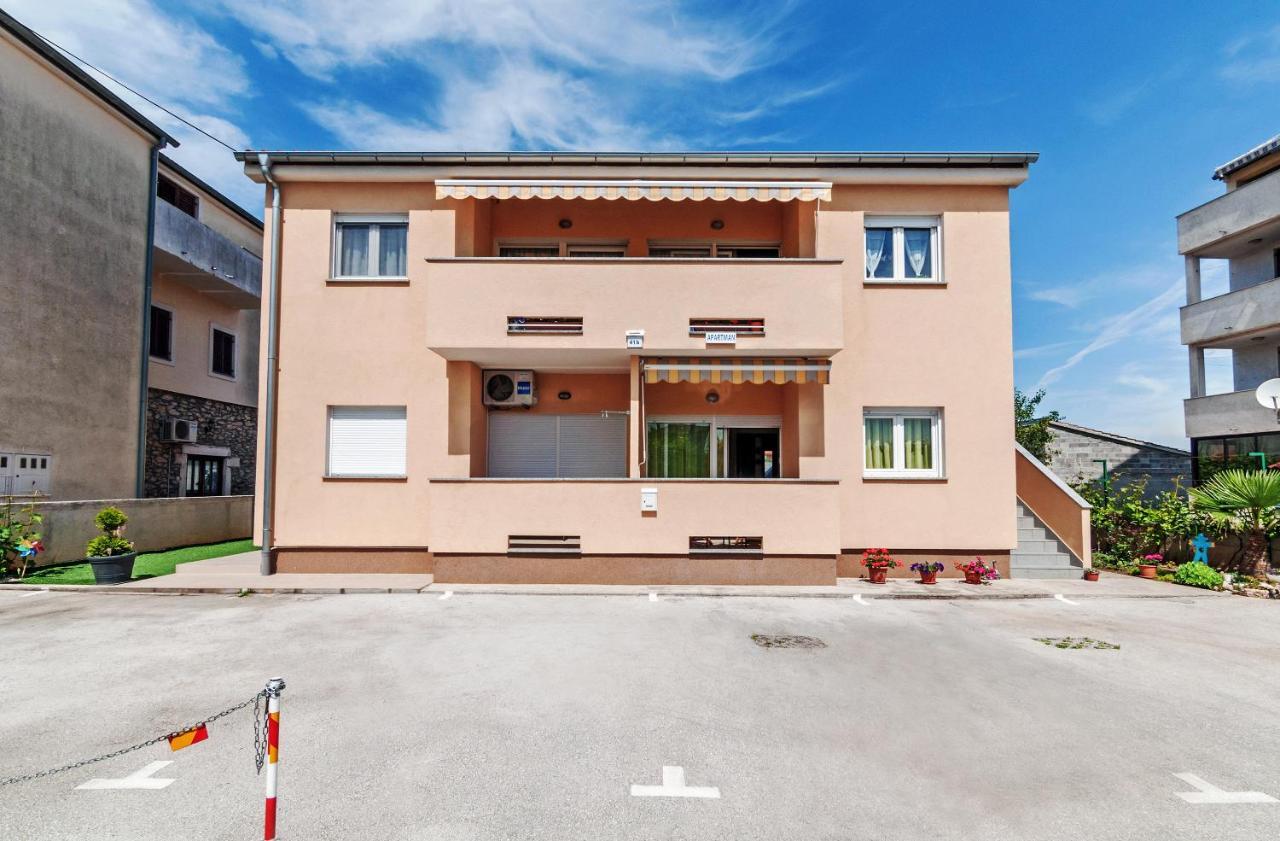 Apartment Marelja - Private Parking And Balcony Zadar Luaran gambar